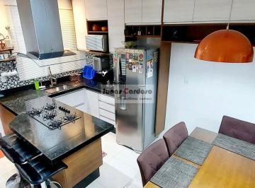 Foto 02 · Sobrado a venda de 80m² na Vila Brasileira, em condomínio, 2 quartos sendo suítes, sala e cozinha pl