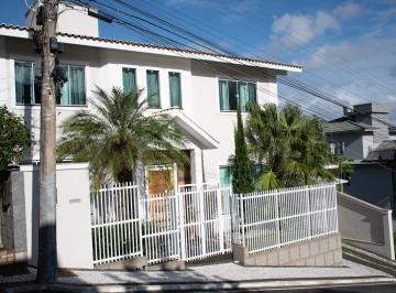 Foto 01 · CASA MOBILIADO À VENDA NO ARIRIBÁ EM BALNEÁRIO CAMBORIÚ