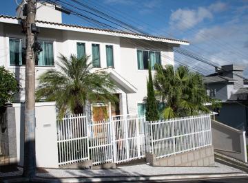 Foto 01 · CASA MOBILIADO À VENDA NO ARIRIBÁ EM BALNEÁRIO CAMBORIÚ