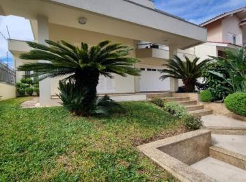 Casa · 328m² · 4 Quartos · 2 Vagas · Casa de Alto Padrão com 4 Dormitórios em Farroupilha - Centro