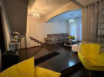 Casa · 243m² · 3 Quartos · 3 Vagas · Sobrado à venda, 3 quartos, 2 suítes, 3 vagas, Nova Gerty - São Caetano do Sul/SP