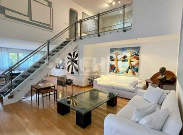 Apartamento · 210m² · 3 Quartos · 2 Vagas · Oportunidade Única: Deslumbrante Apartamento Duplex nos Jardins