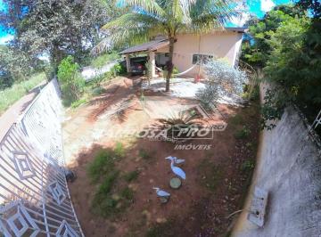 Casa · 170m² · 2 Quartos · 3 Vagas · Casa com lote grande e pomar para venda em Caldas Novas