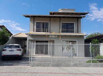 hdj98bc2nji4mwu5odnmy2e1_md · Maravilhoso Sobrado com 180m² 3 quartos sendo 1suíte master excelente acabamento