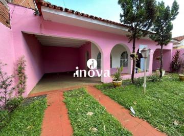 Casa · 220m² · 3 Quartos · 2 Vagas · Casa à venda, 3 quartos, 1 suíte, 2 vagas, Parque das Américas - Uberaba/MG