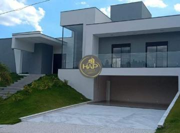 Casa · 375m² · 6 Vagas · Casa com 375m² e 4 suítes á venda no Condomínio Vila Lombarda em Valinhos SP