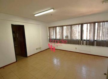 7a11e2a4c69bd9bd8622cef19471c450d0c99973 · Sala Comercial à Venda no Centro da Cidade de Ribeirão Preto com uma Ampla Sala.