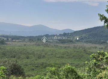 474923_iIa827_4749236627e8ff206cc.jpg · Terreno em Sambaqui 16.700m²