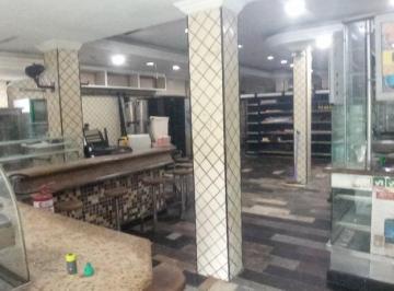 Comercial · 400m² · Padaria para alugar com equipamentos pronta para o trabalho.