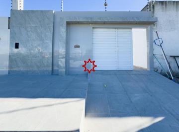 Casa · 210m² · 3 Quartos · Casa à venda - em Agamenom Magalhães