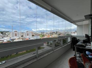 40b7d84a7a0e47115cc0f65d217659dedc1d156c · Sacada com churrasqueira, semi mobiliado, andar alto e 1 vaga livre no Estreito em Florianópolis.