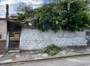 197e8f20507548f5dc8def3c3f624316c574d1e6 · À venda | Terreno de 216 m² próximo à Ponte Hercílio Luz – Estreito, Florianópolis