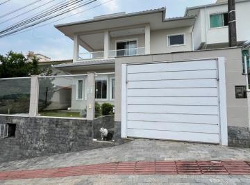 f0c587be3bc2e06abed481099713ae13679ff27c · Semi mobiliado, 3 quartos, sendo 1 suíte e 2 vagas em Forquilhas - Á venda em São José