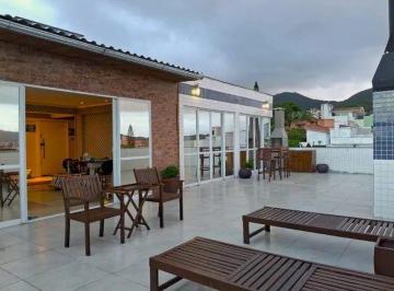 8c16097765af41a43a46f281e1391187495aac6e · Cobertura com 706 m² e Vista Panorâmica para a Praia dos Ingleses em Florianópolis.