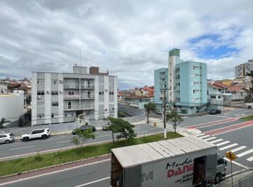 e34dcf17b73a87aeb99844789f5557df25b1b236 · À venda | Próximo ao Supermercados Angeloni, 3 quartos, vista livre e 1 vaga de Garagem - Capoeiras,