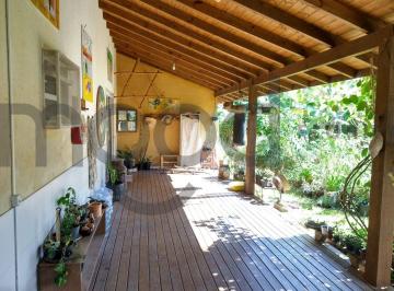 0 · Casa de 4 dormitórios sendo 2 suítes ideal para Hostel