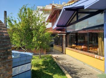 0 · Prédio Comercial na Praia dos Açores