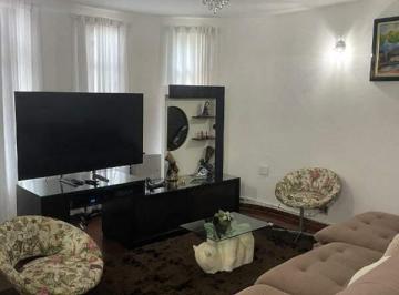 Casa · 282m² · 4 Quartos · 4 Vagas · Sobrado com 282m² localizado na Vila Alpina em Santo André/SP.