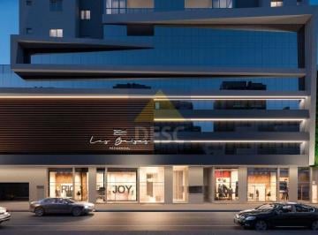 Apartamento · 287m² · 4 Quartos · 3 Vagas · Apartamento Diferenciado à Venda no Edifício las Brisas em Balneário Camboriú