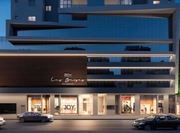 Apartamento · 287m² · 4 Quartos · 3 Vagas · Apartamento Diferenciado à Venda no Edifício las Brisas em Balneário Camboriú