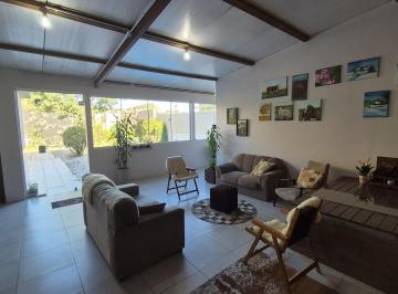 202408191729435032.jpg · Casa para Venda em Pelotas, Areal, 3 dormitórios, 1 suíte, 4 banheiros, 2 vagas
