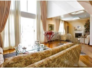 5d6050616ba032e64a3adb949d217cda0afdb353 · Vendo casa em condominio fechado de 500m² bem distribuídos com 4 dormitórios, sendo 4 suítes no Broo