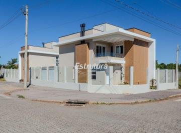 Casa · 265m² · 4 Quartos · 4 Vagas · Casa de 4 dormitórios em Camobi