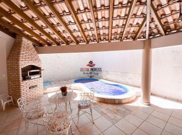 Casa · 340m² · 5 Quartos · 8 Vagas · Casa com 5 quartos à venda no Bairro Tibery - Uberlândia/MG