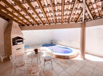 Casa · 340m² · 5 Quartos · 8 Vagas · Casa com 5 quartos à venda no Bairro Tibery - Uberlândia/MG