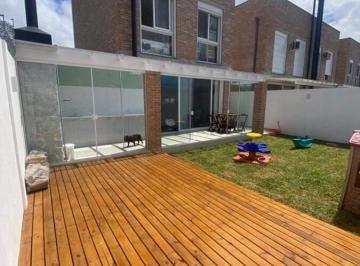 Casa · 113m² · 3 Quartos · 2 Vagas · Sobrado em Condomínio 3 quartos à venda com 113 m² no bairro Laranjal, em PELOTAS - RS