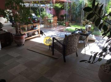 Casa · 330m² · 4 Quartos · 3 Vagas · Casa de Condomínio  4 quartos para Venda ou Aluga excelente localização Alto da Boa Vista