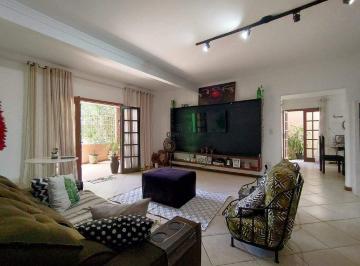 Casa em Guarapari · Refúgio Urbano: Casa Exclusiva em Localização Privilegiada no Sol Nascente, Guarapari ES?