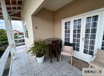 Casa · 3000m² · 3 Quartos · 4 Vagas · Sobrado a 170 metros do mar em Meia Praia - Navegantes/SC