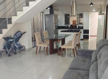 Casa · 150m² · 4 Quartos · Excelente Sobrado no Setor Militar de Alto Padrão