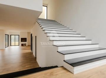 Casa · 303m² · 3 Quartos · 2 Vagas · Encante-se com essa Casa dos Sonhos no Vale dos Vinhedos - Condomínio Fechado