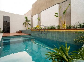 piscina · Casa à venda no Condomínio Swiss Park em Campinas.