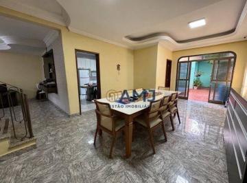 045f7ce45ccaf466c016951931da152492097e62 · Sobrado com 03 suítes no Jardim América