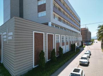 475987_i5429r6XJ7K23d3497558_475987662fedd0be80b.jpg · Comercial no bairro santorini