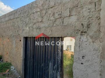 Casa · 360m² · 3 Quartos · 5 Vagas · Casa em Rua Sant'Ana - Santa Cecília - Esmeraldas/MG