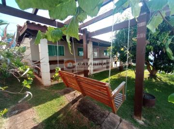 Foto 01 · Belíssima chácara dentro de condomínio com linda vista