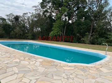 b4c51c9ab749630d6f64f863a8bde807.jpg · Cond. fechado de 150m² com 2 quartos
