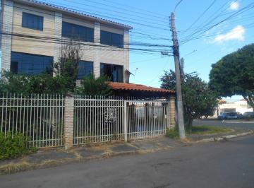 Casa de 5 quartos, Guará · "Oportunidade Única! Sobrado de Esquina Frente para o Comércio.