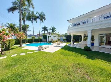 Casa · 757m² · 5 Quartos · 4 Vagas · Casa 100mts praia Enseada, 6 suítes, piscina, 4 vagas, jardim