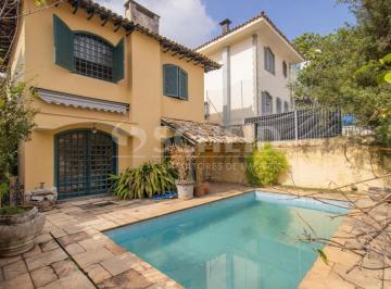 Casa · 306m² · 4 Quartos · 2 Vagas · Casa a venda n o jardim Leonor. Oportunidade 4 quartos sendo 2 suites.