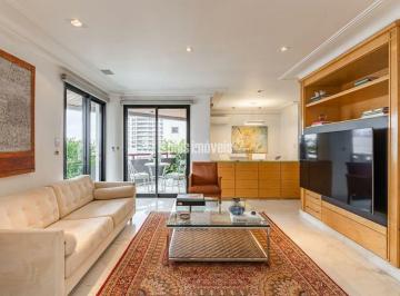 Apartamento · 106m² · 3 Quartos · 2 Vagas · Moema! Oportunidade! Reformado!
