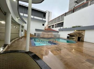 Casa · 688m² · 4 Quartos · 10 Vagas · Terreno de 688 mts² com Amplo Sobrado com Piscina-V Prudente/ Linha Verde