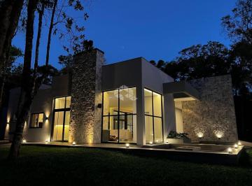 522171_i4QLc6A7G9_52217166313eee67b68.jpg · Casa 3 dormitórios, 420m ² privativos, no Condomínio Fechado Golf Club em Gramado