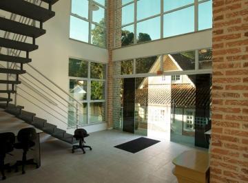 10 · Prédio de 897.61m² no bairro Saco Grande
