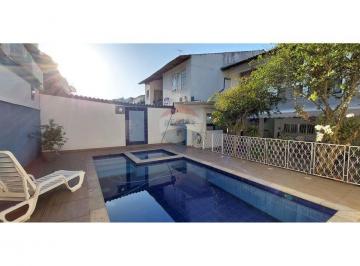 Casa · 270m² · 3 Quartos · 4 Vagas · Magnífica Casa à Venda no Coração do Rio