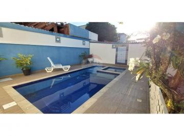 Casa · 270m² · 3 Quartos · 4 Vagas · Magnífica Casa à Venda no Coração do Rio